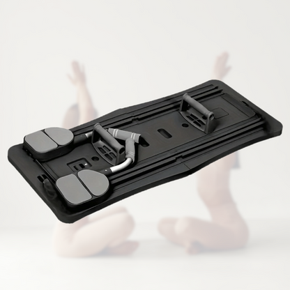 CoreFlex 8-in-1 Pilates Trainer. Das kompakte Power-Studio für dein Ganzkörpertraining!